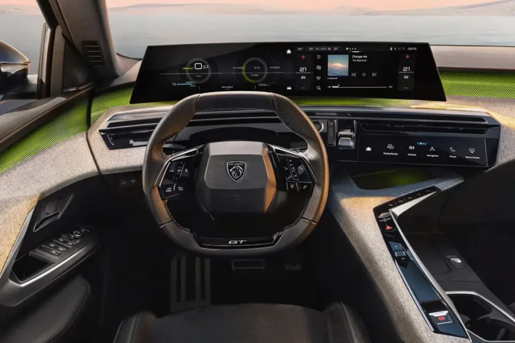 Peugeout_5008 Cockpit